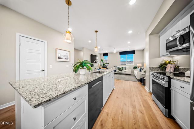 536 Via Zibello, Camarillo, CA 93012