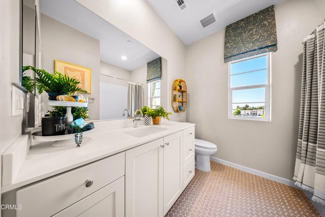 536 Via Zibello, Camarillo, CA 93012