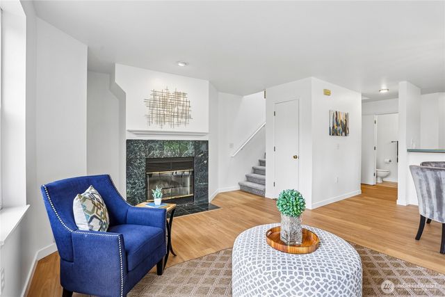 7118 NE 171st Lane, Kenmore, WA 98028