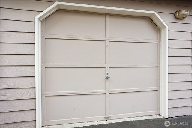 7118 NE 171st Lane, Kenmore, WA 98028