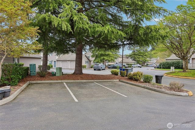 7118 NE 171st Lane, Kenmore, WA 98028
