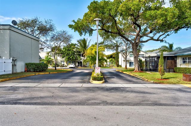 3001 NW 4th Terrace 143, Pompano Beach, FL 33064