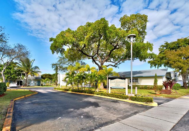 3001 NW 4th Terrace 143, Pompano Beach, FL 33064