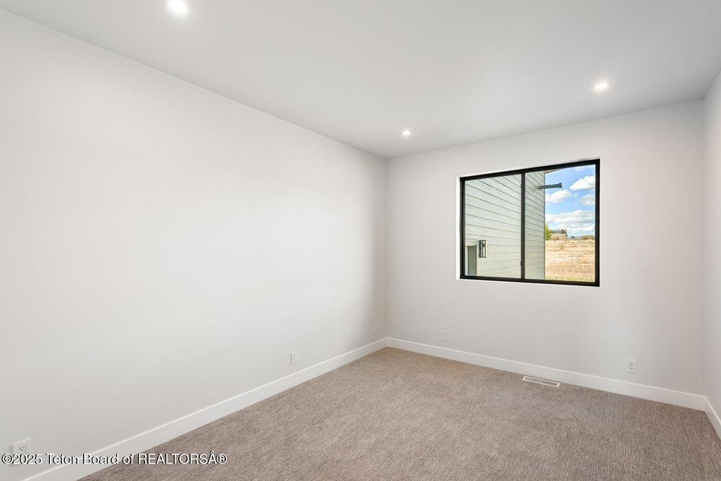 14 CARMICHAEL Loop, Pinedale, WY 82941 photo 37