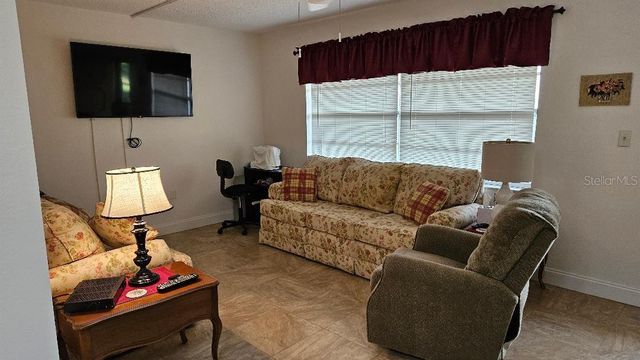 10035 63RD AVENUE N 6, St Petersburg, FL 33708