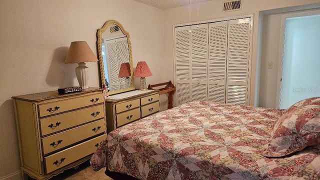 10035 63RD AVENUE N 6, St Petersburg, FL 33708