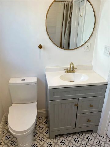 1454 N Clybourn Avenue, Burbank, CA 91505