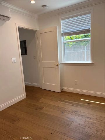 1454 N Clybourn Avenue, Burbank, CA 91505