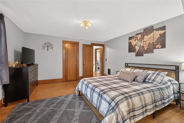 506 Hurstbourne Road, Irondequoit, NY 14609