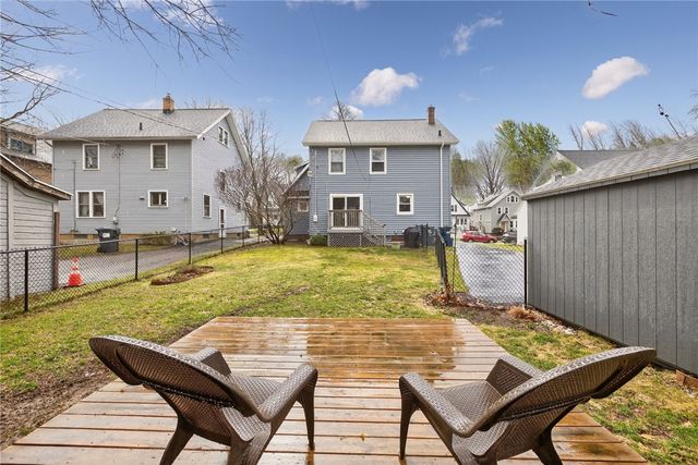 506 Hurstbourne Road, Irondequoit, NY 14609