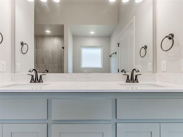 3305 NW 178th Terrace, Edmond, OK 73012