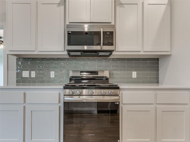 3305 NW 178th Terrace, Edmond, OK 73012