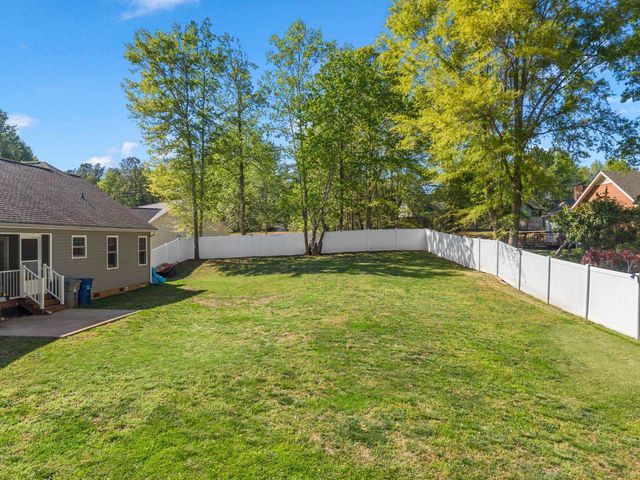 108 Butternut Road, Spartanburg, SC 29306