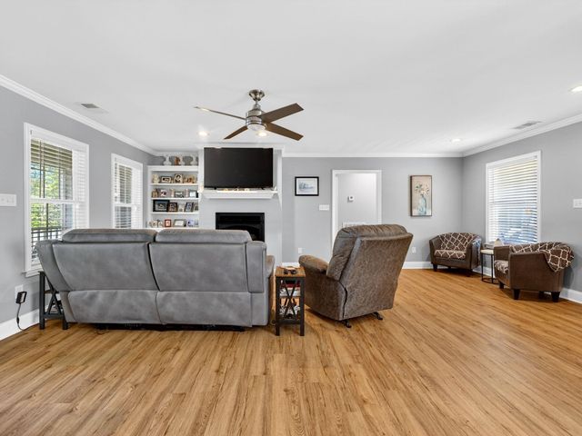 108 Butternut Road, Spartanburg, SC 29306