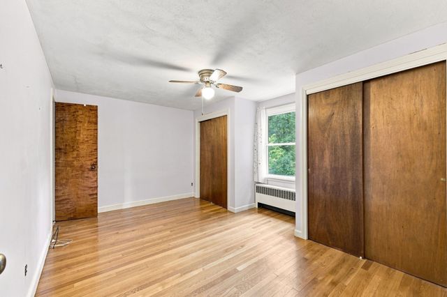 36 Silver Lake Dr, Agawam, MA 01001