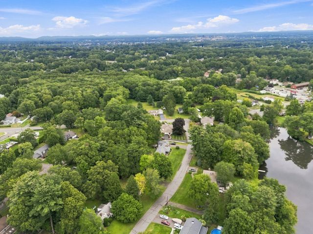 36 Silver Lake Dr, Agawam, MA 01001