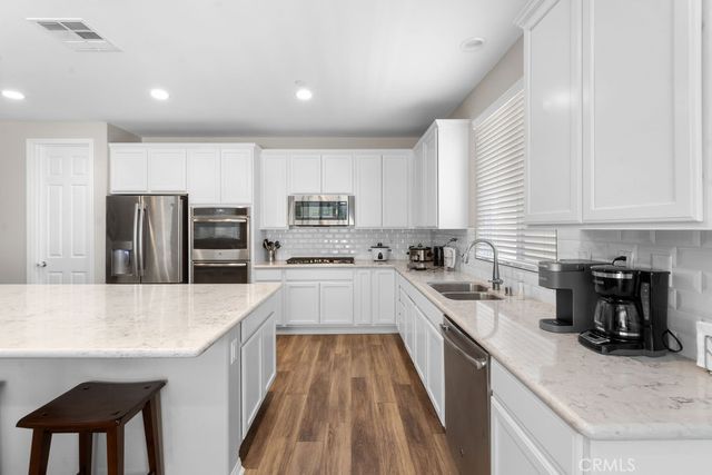 24763 Silver Stone Court, Menifee, CA 92584