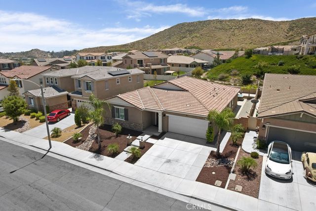 24763 Silver Stone Court, Menifee, CA 92584