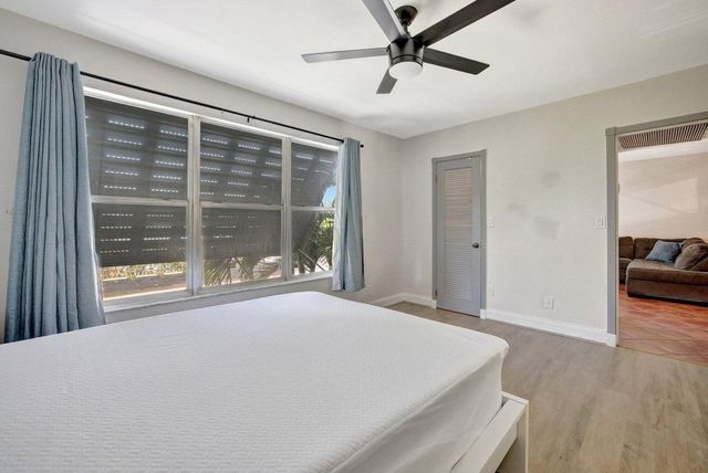 2400 NE 33rd Avenue 211, Fort Lauderdale, FL 33305