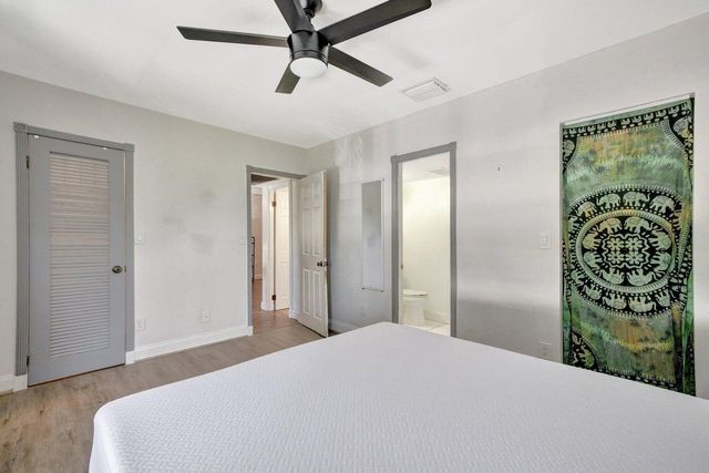 2400 NE 33rd Avenue 211, Fort Lauderdale, FL 33305