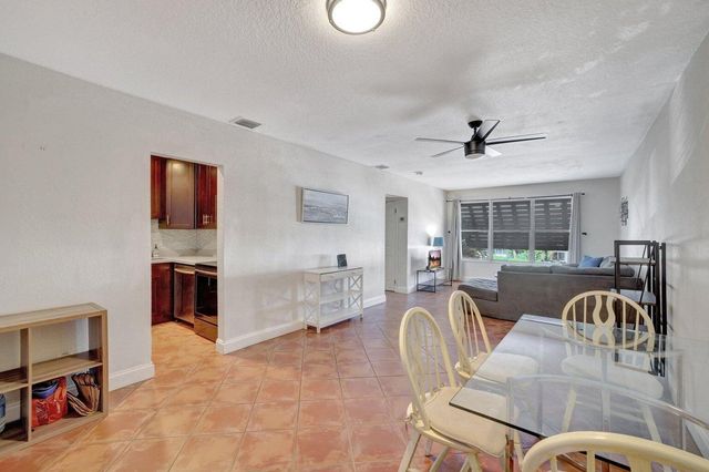 2400 NE 33rd Avenue 211, Fort Lauderdale, FL 33305