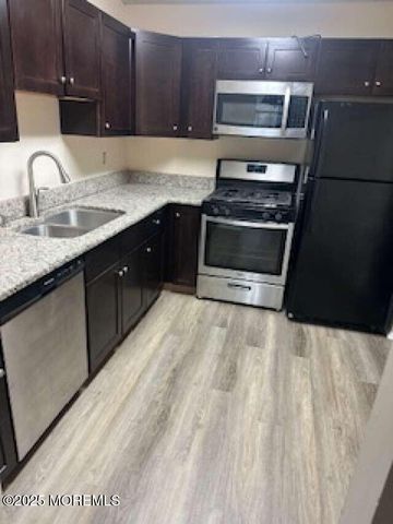 702 Goldthread Court, Jackson, NJ 08527