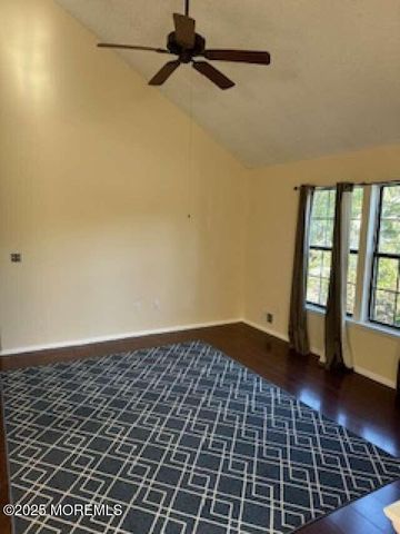 702 Goldthread Court, Jackson, NJ 08527