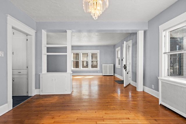 722 BOND STREET, Green Bay, WI 54303