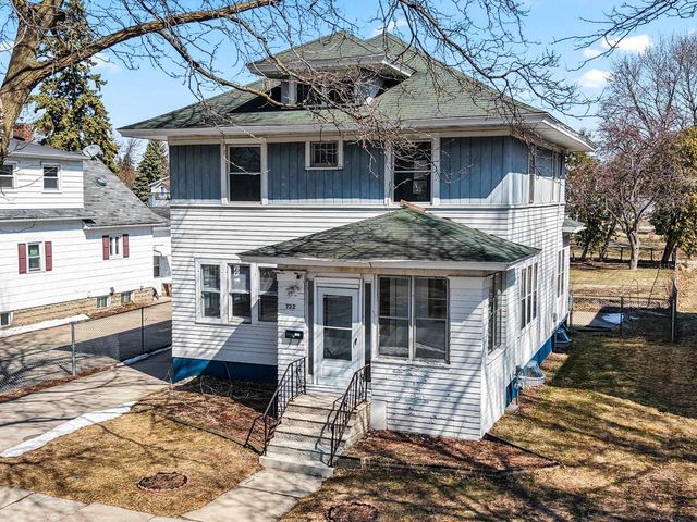 722 BOND STREET, Green Bay, WI 54303