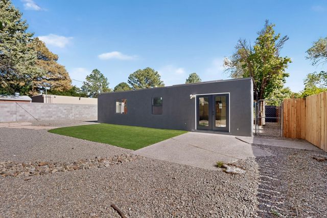 8413 Aztec Road NE, Albuquerque, NM 87111