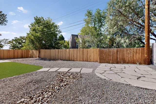 8413 Aztec Road NE, Albuquerque, NM 87111