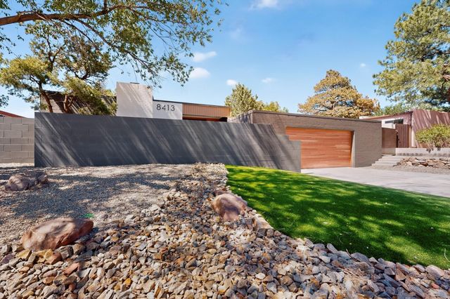 8413 Aztec Road NE, Albuquerque, NM 87111