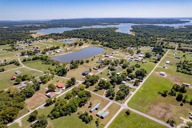 420229 E 1144 Road, Checotah, OK 74426