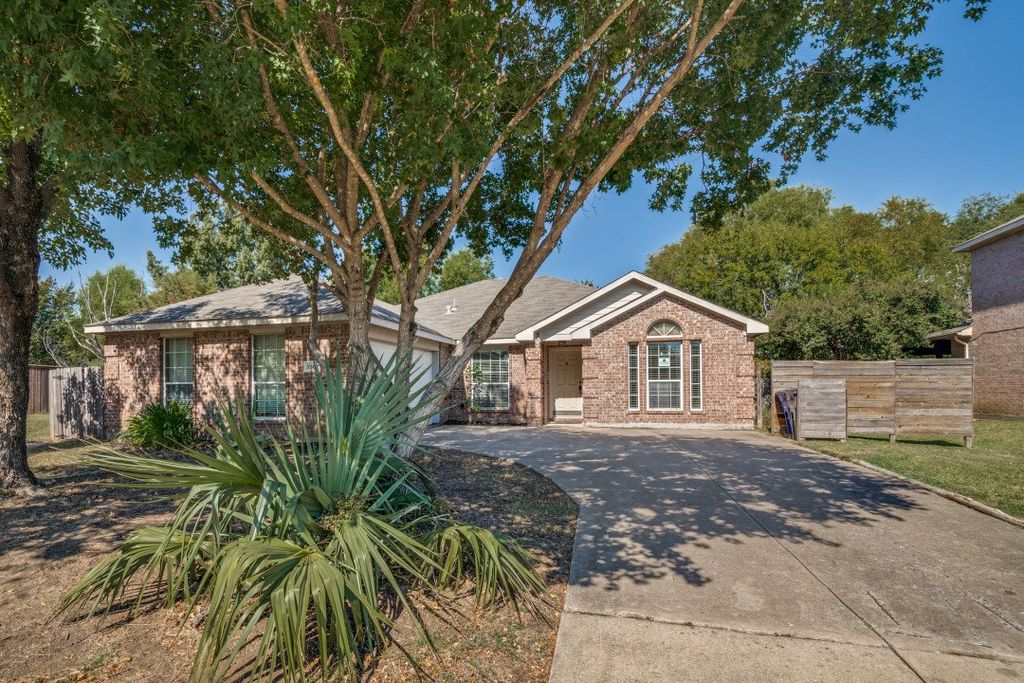 3302 Sewell Drive, Sachse, TX 75048