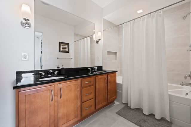 350 N Main Street 716, Royal Oak, MI 48067