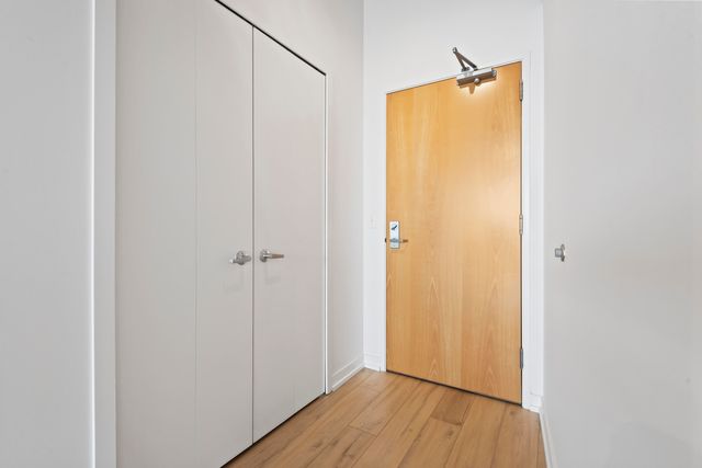 350 N Main Street 716, Royal Oak, MI 48067