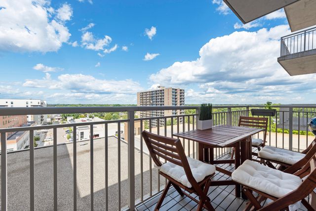 350 N Main Street 716, Royal Oak, MI 48067