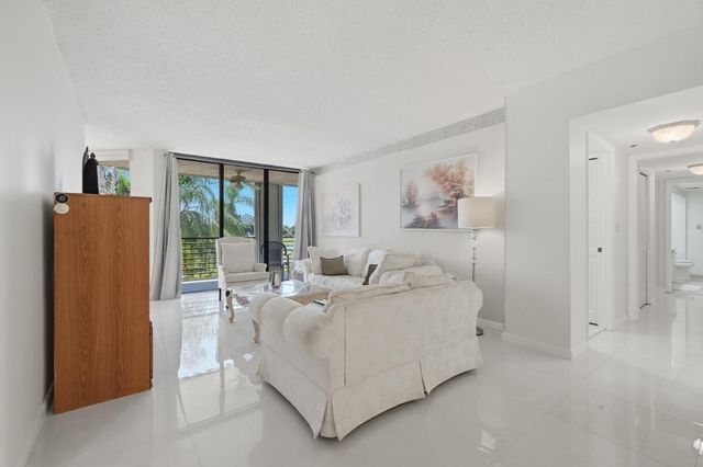 7900 Radice Court 202, Lauderhill, FL 33319
