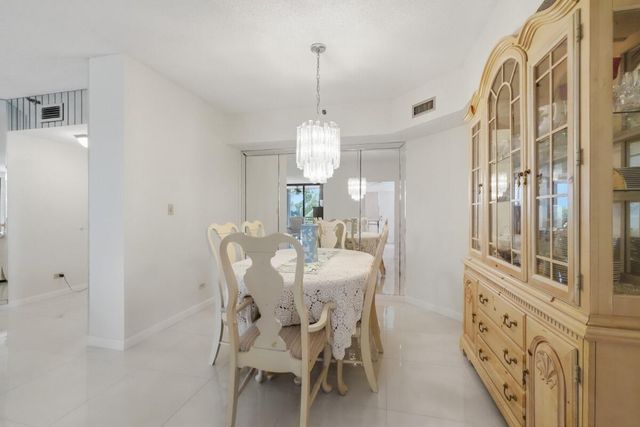 7900 Radice Court 202, Lauderhill, FL 33319