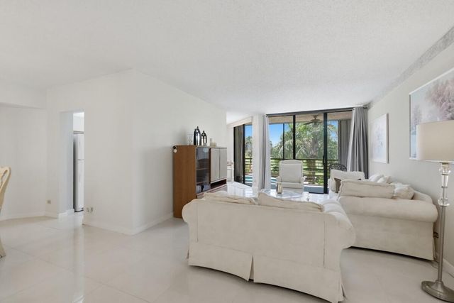 7900 Radice Court 202, Lauderhill, FL 33319