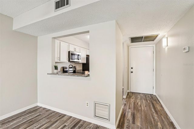 11120 CARRIAGE HILL DRIVE 1, Port Richey, FL 34668