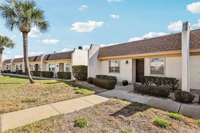 11120 CARRIAGE HILL DRIVE 1, Port Richey, FL 34668