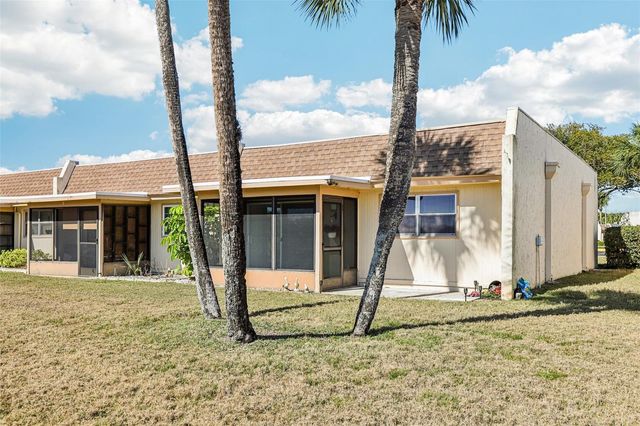 11120 CARRIAGE HILL DRIVE 1, Port Richey, FL 34668