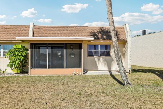 11120 CARRIAGE HILL DRIVE 1, Port Richey, FL 34668