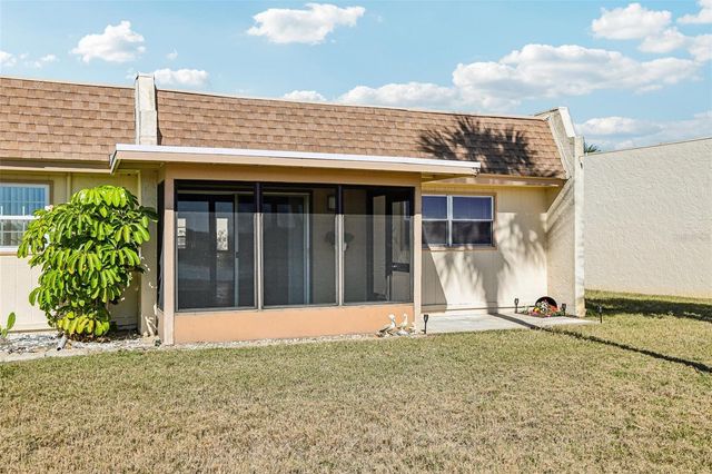 11120 CARRIAGE HILL DRIVE 1, Port Richey, FL 34668