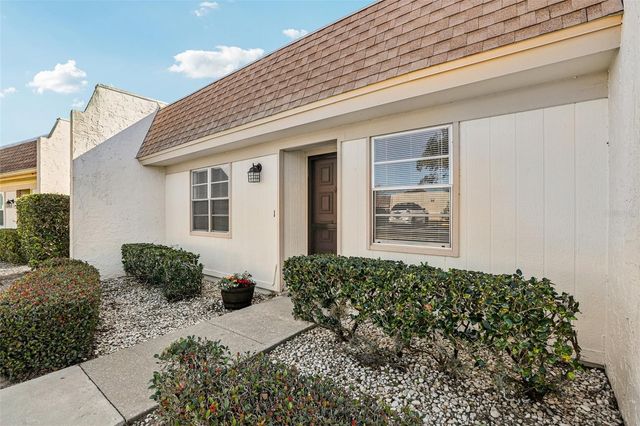 11120 CARRIAGE HILL DRIVE 1, Port Richey, FL 34668