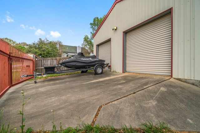 55 Lakeway Drive, Coldspring, TX 77331