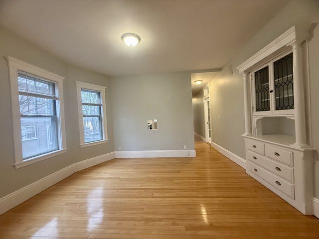 172 Maplewood 0, Watertown, MA 02472