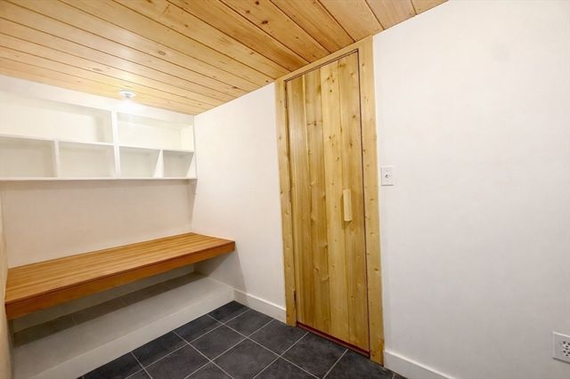 172 Maplewood 0, Watertown, MA 02472