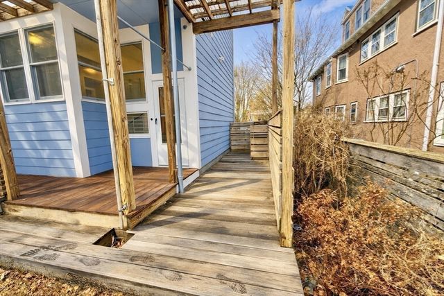 172 Maplewood 0, Watertown, MA 02472